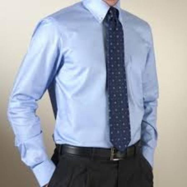 Kravat �e�itli �ekillerde y�zy�llarca yerini korudu, y�zden fazla de�i�ik ba�lama �ekli geli�tirildi.