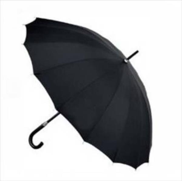 Bu y�llarda �emsiyelerin y�nl� kuma�lar�n�n �st� bir �e�it ya� ile s�van�yordu. Bu ya� kuma�a su ge�irmez bir �zellik kazand�r�yor ve siyah bir renk veriyordu.