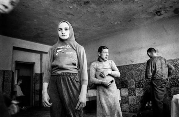 Bu �ger�ek� foto�raflar, sava��n insanlar �zerindeki korkun� etkisini bir kez daha g�zler �n�ne seriyor.