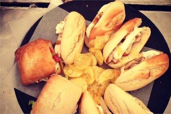 <br><b>spanya</b></br>  Bir adet kk sandvi