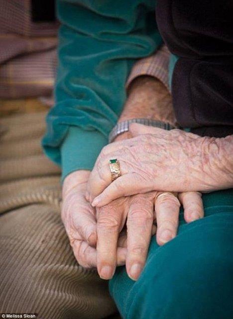 1952 ylnda evlenen ift, ilerleyen yllarda iki ocuk evlat edinmiti.