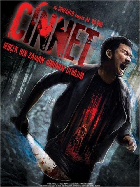 <p><b>Cinnet </b></p>    "The Forbidden Door"un ynetmeni Joko Anwar tarafndan yazlp ynetilen filmin barollerini Rio Dewanto, Hannah Al Rashid ve Aridh Tritama paylayor.
