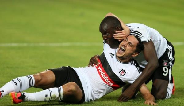 Sen Allah'n bir ltsufun gzlerimin nurusun @dembabafoot