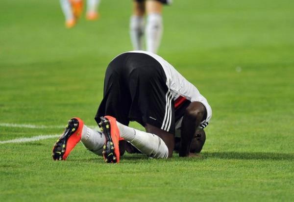 Ne Mslm Baba,ne Orhan Baba tek gerek Demba Ba