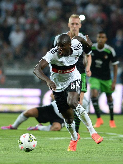 demba ba'nn bu 3 gollk performansndan sonra almeida arka adalesini tuta tuta alyordur imdi