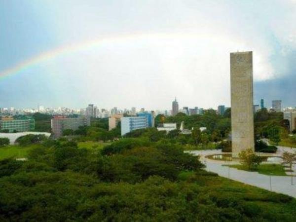<br><b>Brezilya </b></br>  <br>Sao Paulo niversitesi </br>  <br>Dnya sralamas: 131</br>