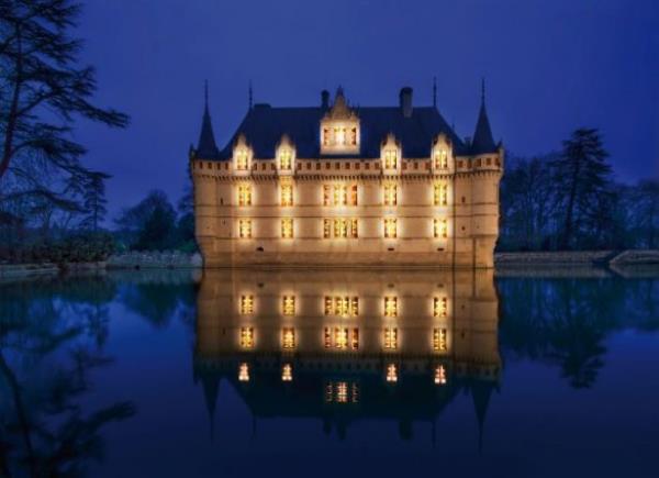 Azay le Rideau kalesi - Fransa