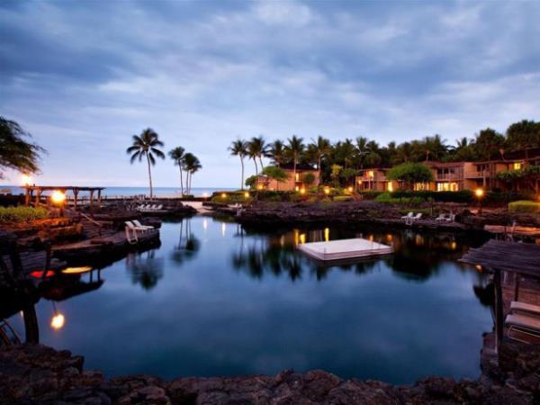 Hualalai'daki Four Seasons Resort'un Kral Gl ad verilen havuzu.