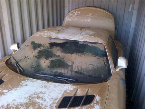 lerinden bir tanesinde bulunan SLS AMG'yi sudan kartmak yaklak 5 gn ald.