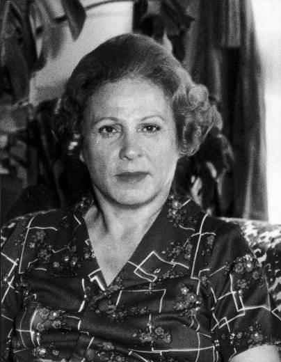 <br>SEKNE EVREN </br>7. Cumhurbakan Kenan Evren`n ei Sekine Evren, 9 Kasm 1982 ? 9 Kasm 1989 tarihleri arasnda kkte yaad.