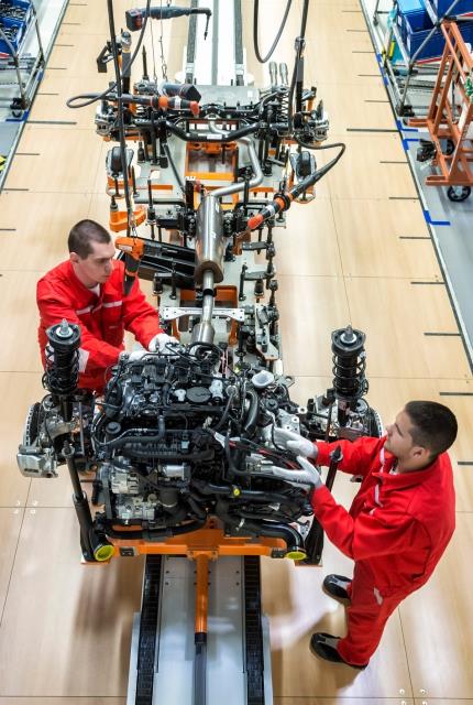 Otomobilin fabrikadan k serveni