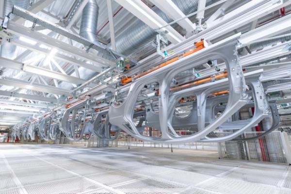 Otomobilin fabrikadan k serveni