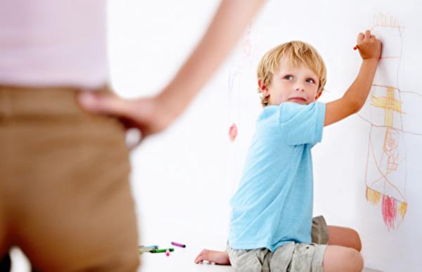 Ancak, onlara zr diletmek yerine arpmamalar gerektiini retmeniz daha etkili olur.