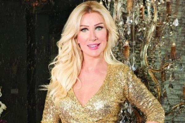 Seda Sayan 1961 doumlu