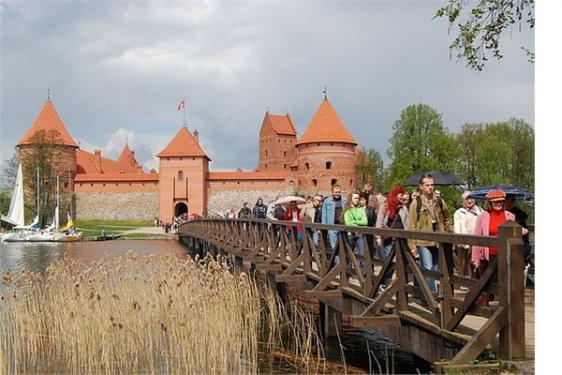 <p><b>10. Litvanya</b></p>  sizlik oran: Yzde 11,7