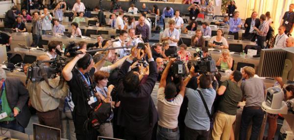 <br>YAY BURCU </br>  Yay burcu insanlar bilime nem verirler. renmeyi ve retmeyi ok severler. En baarl olduklar meslekler retmenlik, gazetecilik gibi mesleklerdir.