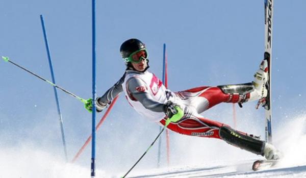 <br><b>SPOR AKSYON KNCLK DL</b></br>  Andrzej Grygiel, Polonya, PAP-Polska Agencja Prasowa iin  <br>24 Mart 2013, Szczyrk, Polonya</br>  Uluslararas Polonya Alp Disiplini Kayak ampiyonas'nda Erkekler Sper Kombine'nin slalom blmnde yaran Polonyal Pawel Starzyk.