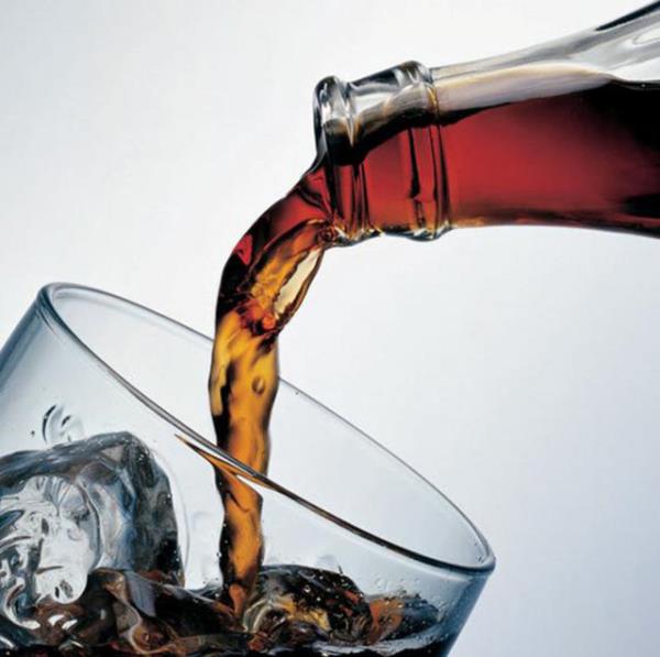 Bu ksr dng devam ettii sre karacier ve gbek yalanmas artar.