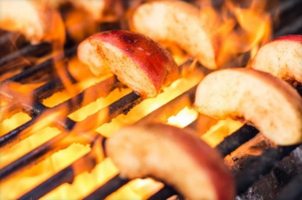 Et yemeklerinin zerini nektarinle kaplayabilirsiniz ya da balklarnz iin bir sos hazrlayabilirsiniz.