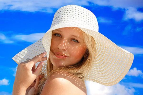 Giydiiniz kyafetlerin salkl olmasna, terleme yapmayacak veya teri emecek pamuklu, ak renkli ve rahat olmasna zen gsterin. Sentetik (naylon) oran yksek gmlek, pantolon, orap, i amar giymekten kann