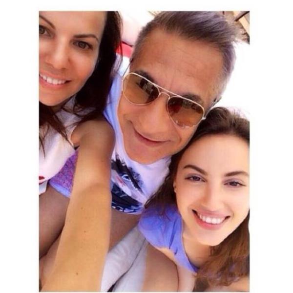 MEHMET AL ERBL  <br>Ezo sesine hayranm arkadam</br>