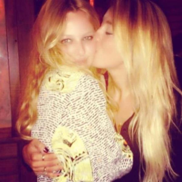 NAZ ELMAS  <br>Mutlu yllar kzkarde</br>