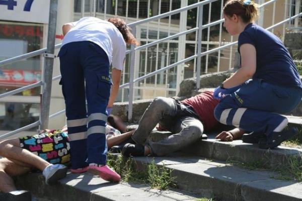 ili'de "bonzai" ad verilen sentetik uyuturucu madde kullanrken kalbi skan iki gen merdivenlere ylp kald.