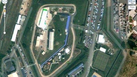 <p><b>NATO ortak komutanlk ss, Portekiz</b></p>  lk bakta sansrlenmi gibi grnmese de yaknlatka tm ssn dev bir piksel blouyla kapatldn gryoruz