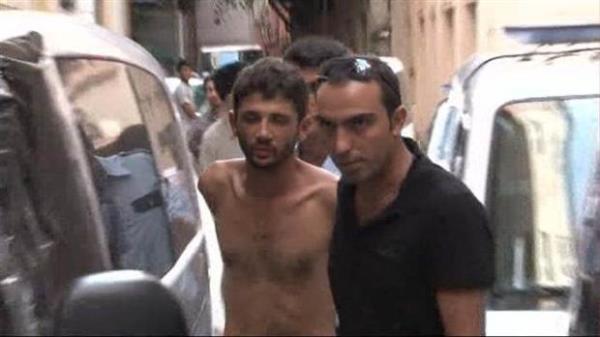 nce bar nnde ardndan hastane bahesinde 2'si kadn 3 kiinin karsna kan saldrgan son olarak Taksim'de yol kesti.