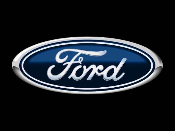 Ford; smini kurucusu HENRY FORD`dan alyor. Mavi plaka zerine ssl harflerle yazl Ford, nostajik bir gemii anmsatyor. 1903 ylndan bu yana kullanlan Ford ambleminde, geici bir sre iin Kln Katedrali`nin sileti yer alm