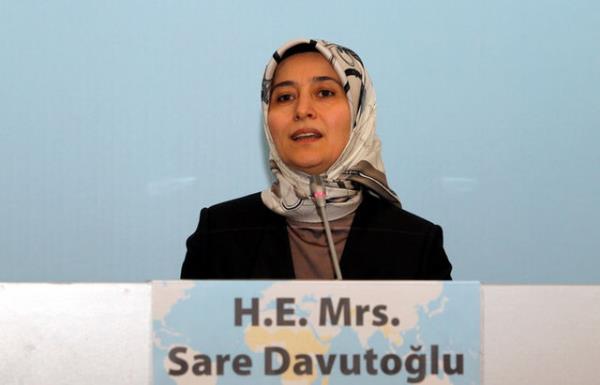 Ahmet Davutolu'nun Ak Parti Genel Bakan seilmesiyle son  Babakan'n hanmlar bartl olmu oldu.