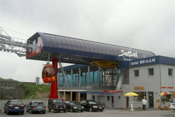 <br><b>Stuckli Sky Dining ? Dinner in a Ski Lift in Sattel, svire</b></br>  En ilgin restoranlar arasna ismini yazdran Stuckli Sky Dining, isminden de anlalaca gibi mterilerine gkyznde hizmet veriyor.