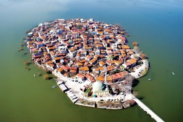 Bu ky yunanistan veya ispanyada olsayd ziyareti rekoru krard.