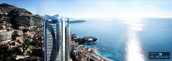 Odeon Kulesi'nde bu dev 5 katl ve havuzlu dairenin yan sra yine sper lks 70 dubleks daire de mevcut.