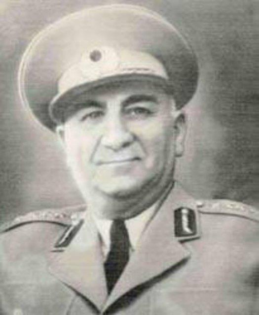 <br><b>CEMAL GRSEL </b></br>  Doum yeri: Erzurum   <br>Doum tarihi: 1895</br>