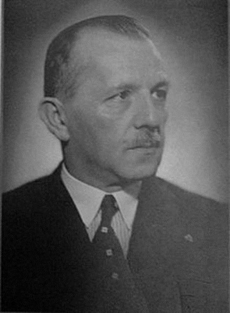 <br><b>MEHMET KR SARAOLU </b></br>  Doum yeri: zmir - demi  <br>Doum tarihi : 1887</br>