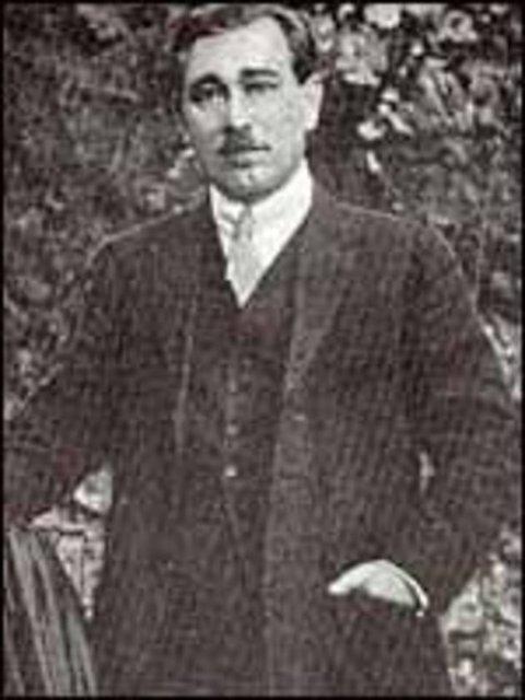 <br><b>AL FETH OKYAR </b></br>  Doum yeri: Makedonya - Pirlepe  <br>Doum tarihi: 29 Nisan 1880</br>