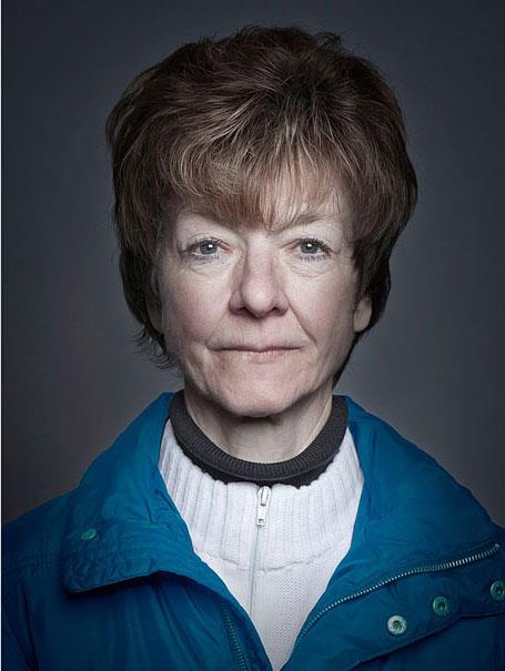 Sahiplerinin kyafetlerini giyin