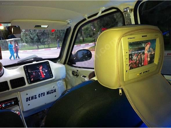 Koltuk arkalarnda televizyon