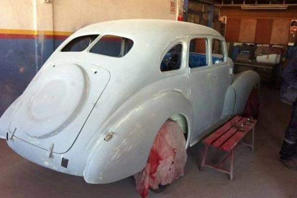 Aracn Almanya?da retilmesinden dolay orijinal paralarn bulmakta glk eken Sinan Gler, aylar boyunca yedek para temin etmek iin byk ura verdi.