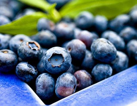 <p><b>YABANMERSN:</b></p> Vcudu kanserden koruyan enzimleri aktif hale getirerek kansere yakalanma riskini azaltyor. Ayrca kandaki kolesterol orann drerek kalp krizinden de koruyor.