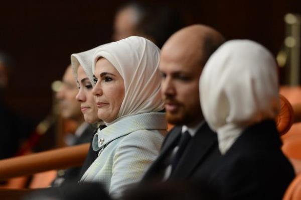 Erdoan'n Meclis'teki yemin treni ncesi CHP'liler meclisi terketti. Erdoan'n olu Bilal Erdoan ise bakn nasl tepki gsterdi.