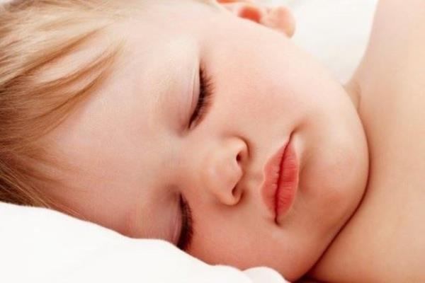 ocuklarn bir ou ebeveynlerin sandndan daha fazla uykuya ihtiya duyabilir.