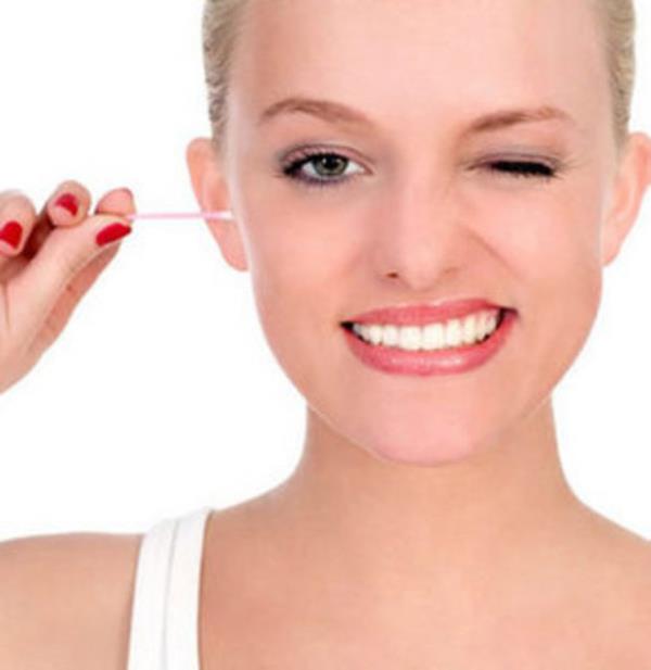 Ancak uzmanlar uyaryor: Kulak ubuu deyip gememek gerekiyor.