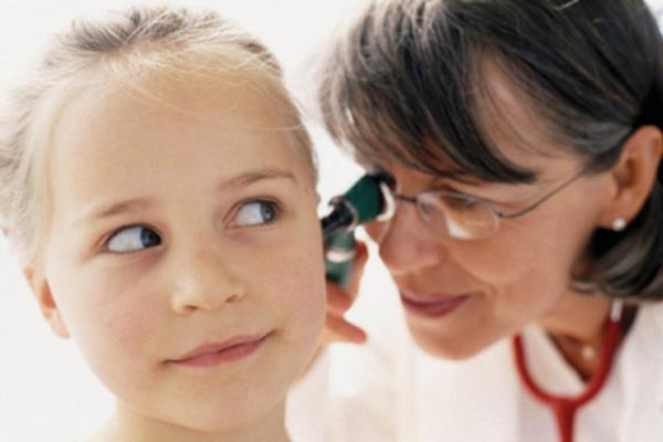 Kulak ubuklar mantara neden olabiliyor