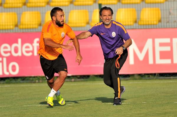 Fenerliler yine oturup Galatasaray'mn kurasn izledi kyamam