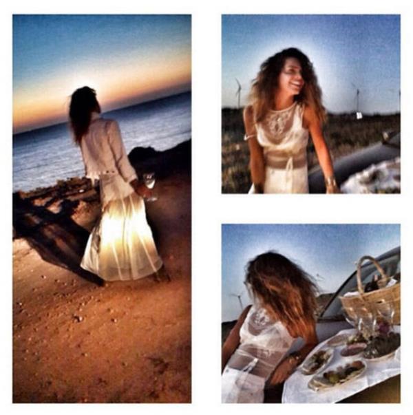 ELZ SAKUOLU  Bugnm burda daha da bir anlamland .. Haftalar nce ard Bozcaada beni , hi hesapta yokken tm engelleri aarak hatta lmden dnerek , sol omuzumda ans meleim sa omuzumda koruyucu meleim napp edip geldim adaya