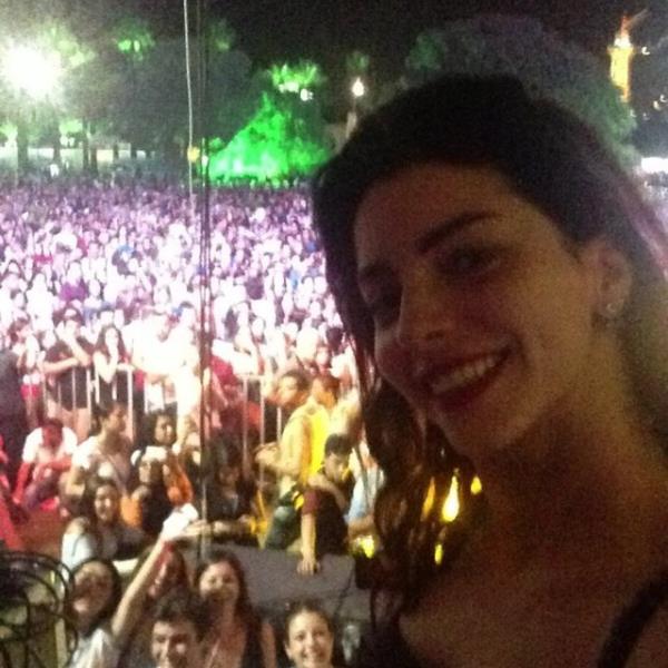 MERVE BOLUUR   Konser selfiem