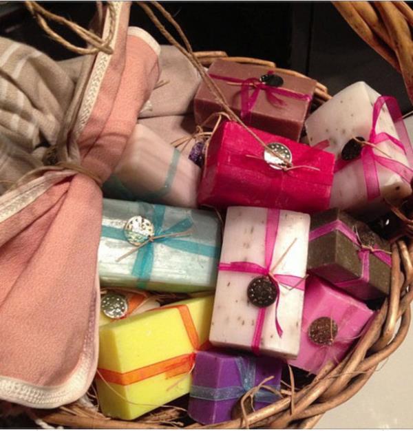 MERVE BOLUUR Bu sabunlarla tantgmdan beri vcut sampuanlarn braktm..