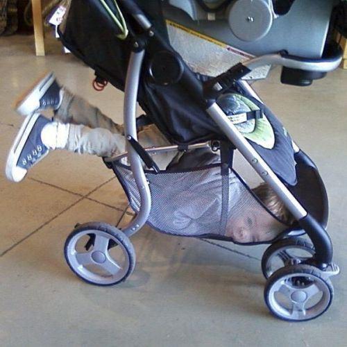 Bebek yanl yerde sanki!